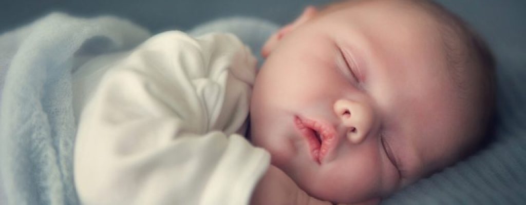 Mediasteak-die-geheime-welt-der-babys-Shutterstock-photo-768x432